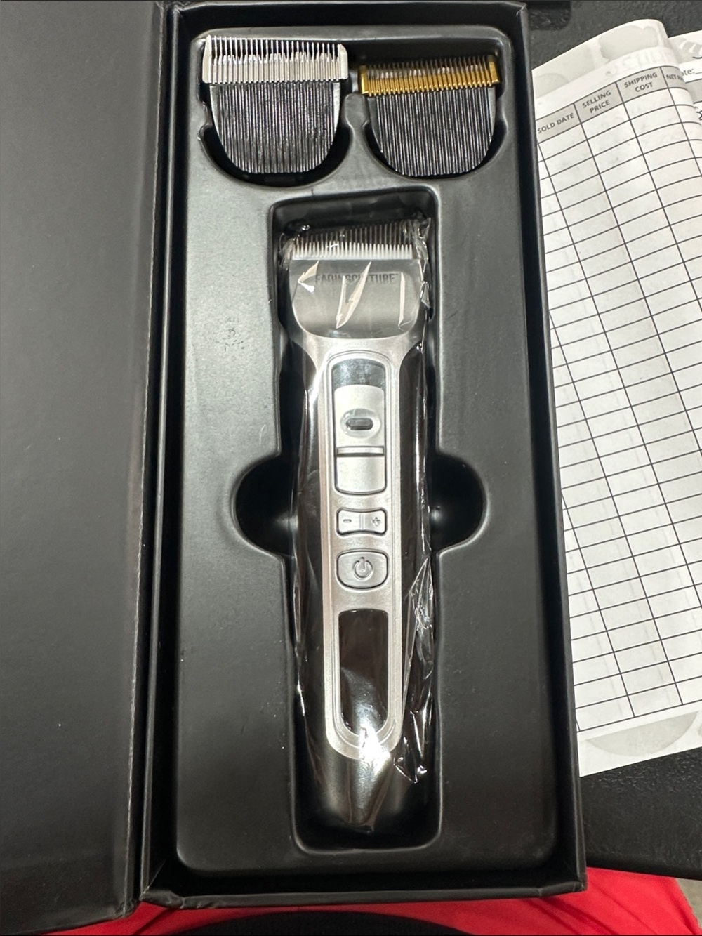 Electric Men’s Trimmer in Silver - Professional Grooming
